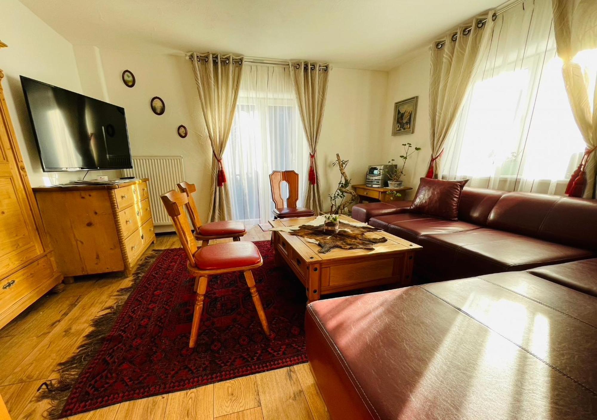 Lejlighed Almenrausch Mit 110 M2 Und Sonniger Terrasse *